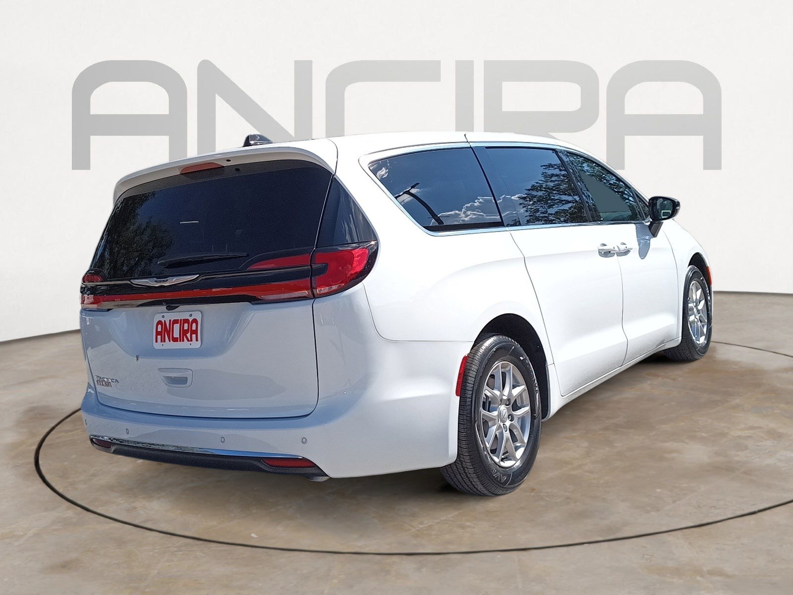 2026 Chrysler Pacifica photo 9