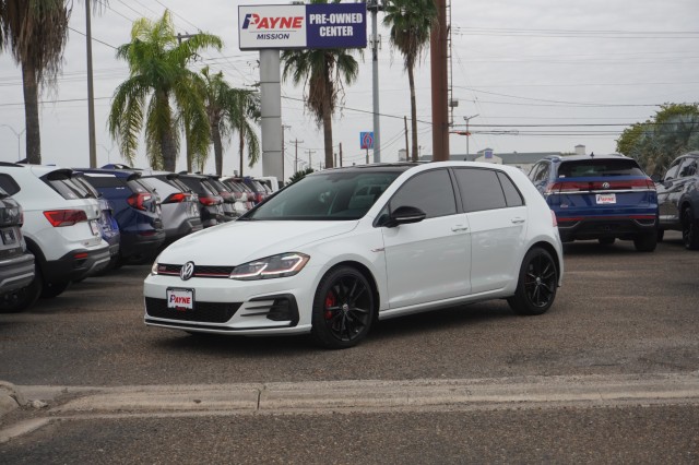 2021 Volkswagen Golf GTI SE's photo