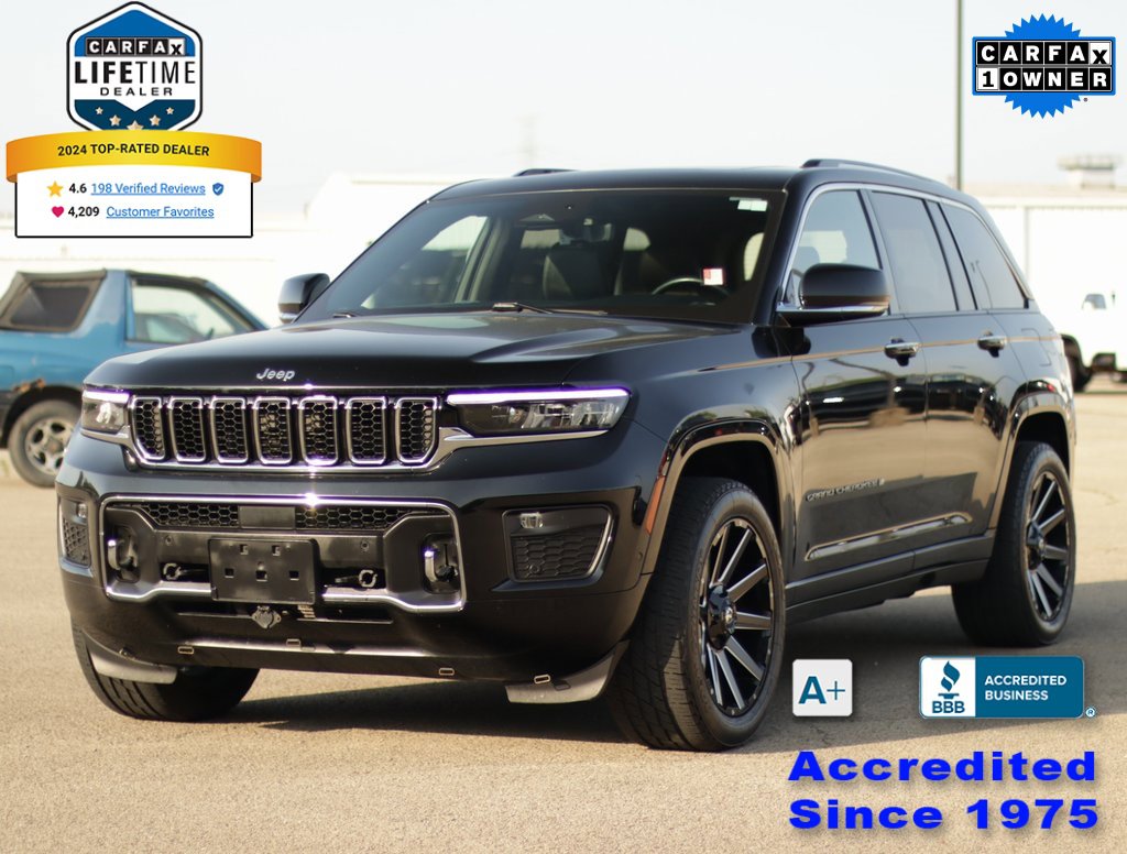 2022 Jeep Grand Cherokee Overland photo 2