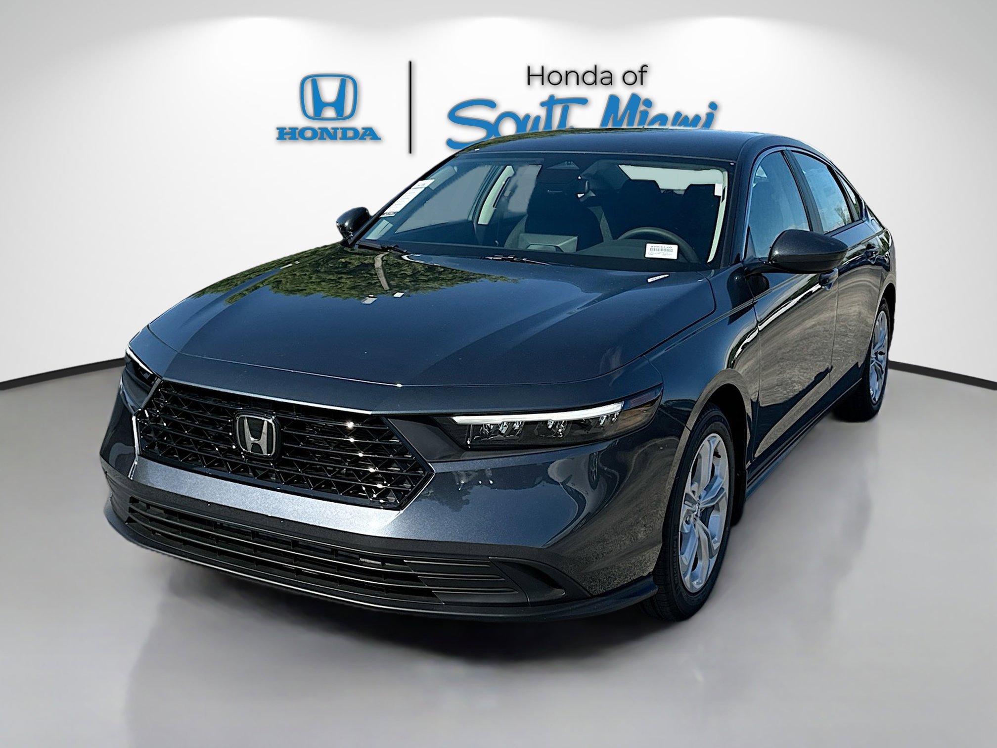 2025 Honda Accord LX photo 3
