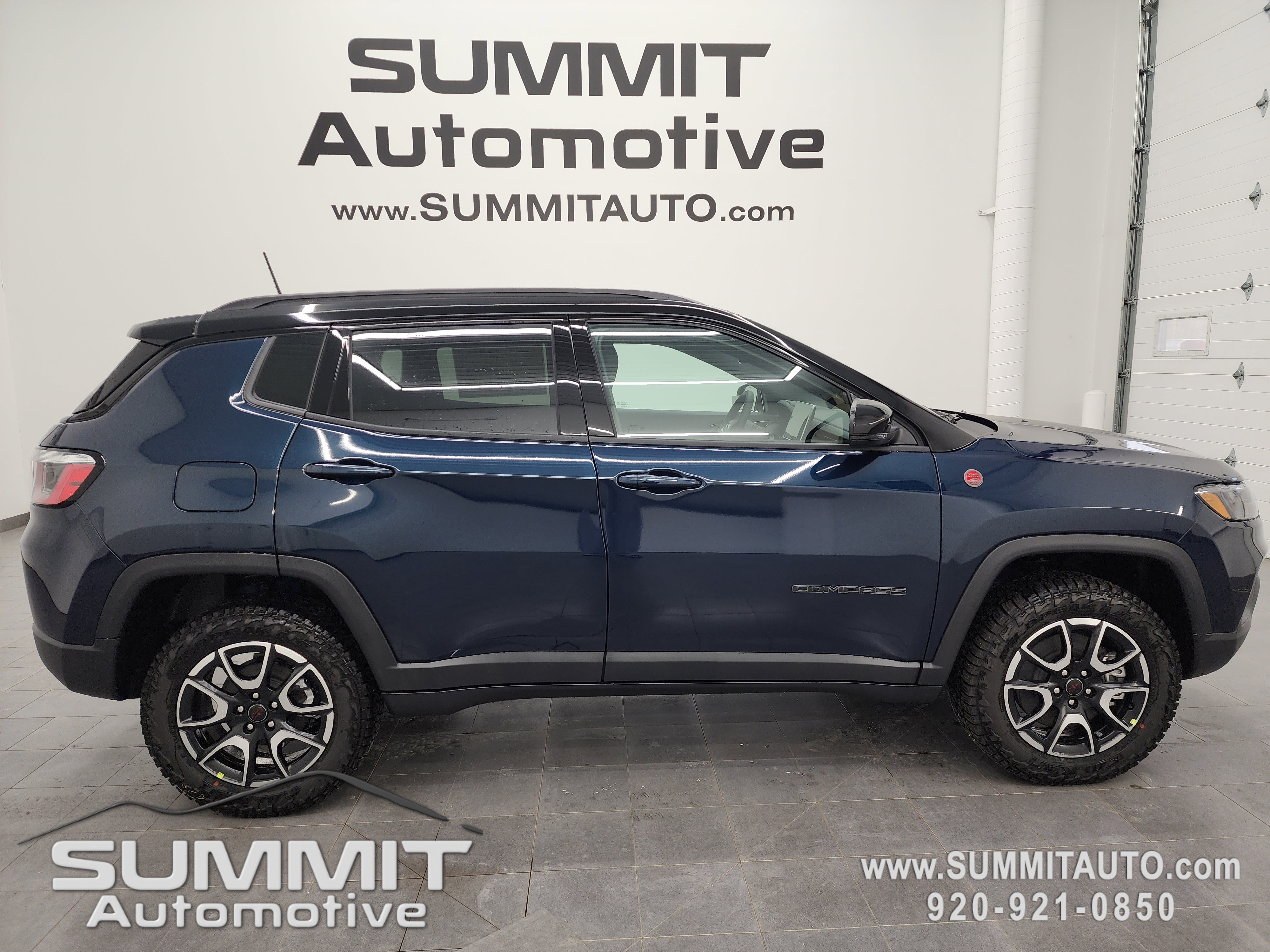 2026 Jeep Compass Trailhawk's photo