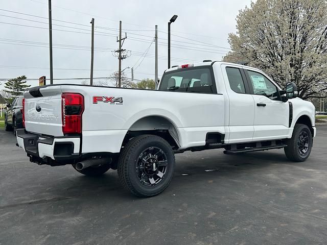 2025 Ford F-350 XL photo 10