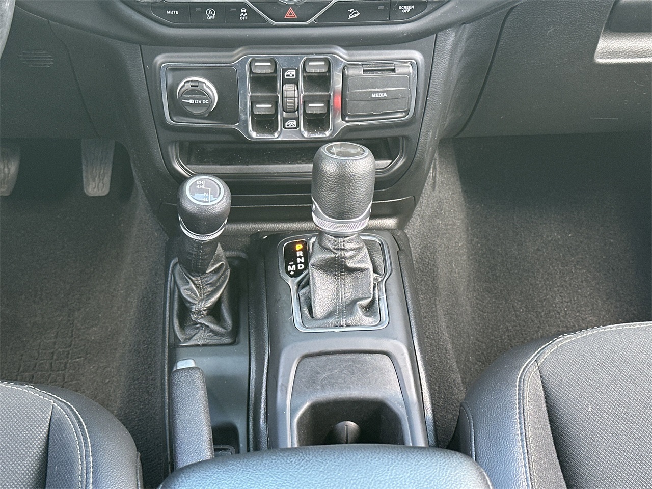 2021 Jeep Wrangler Unlimited Sport Freedom photo 3