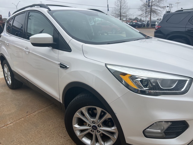 2017 Ford Escape SE's photo
