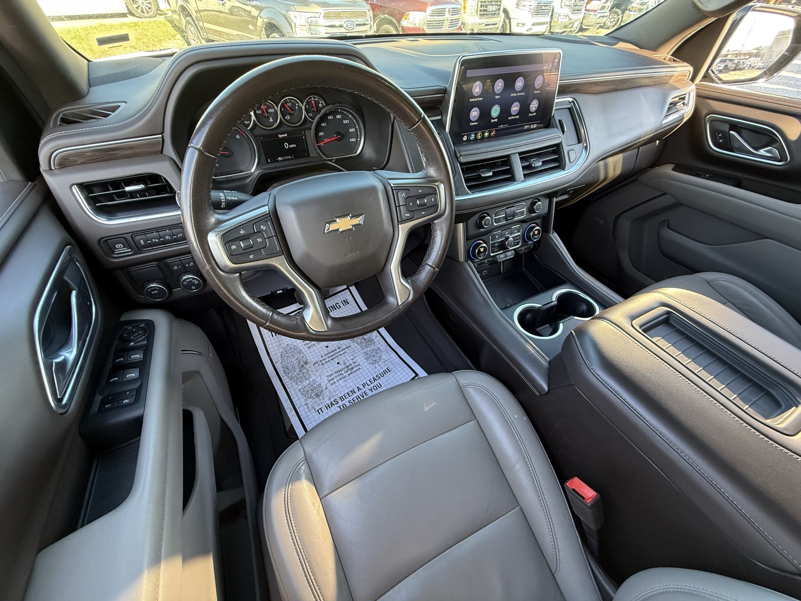 2021 Chevrolet Suburban LT photo 14