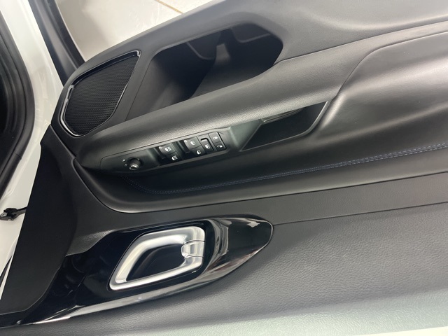 2026 Jeep Compass Latitude photo 5