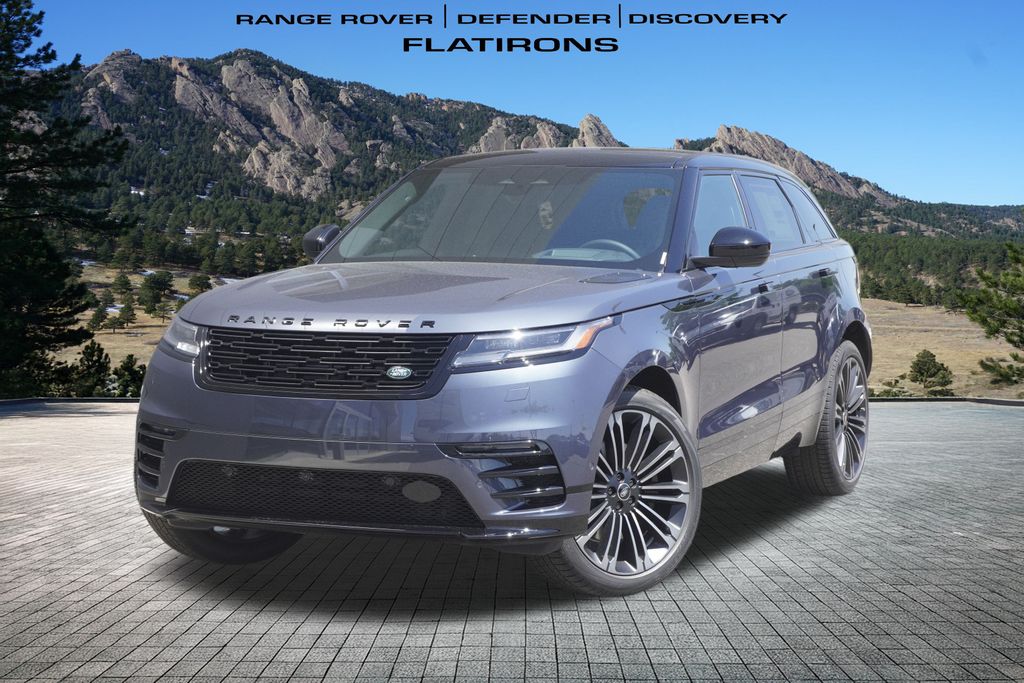 2026 Land Rover Range Rover Velar Dynamic SE's photo