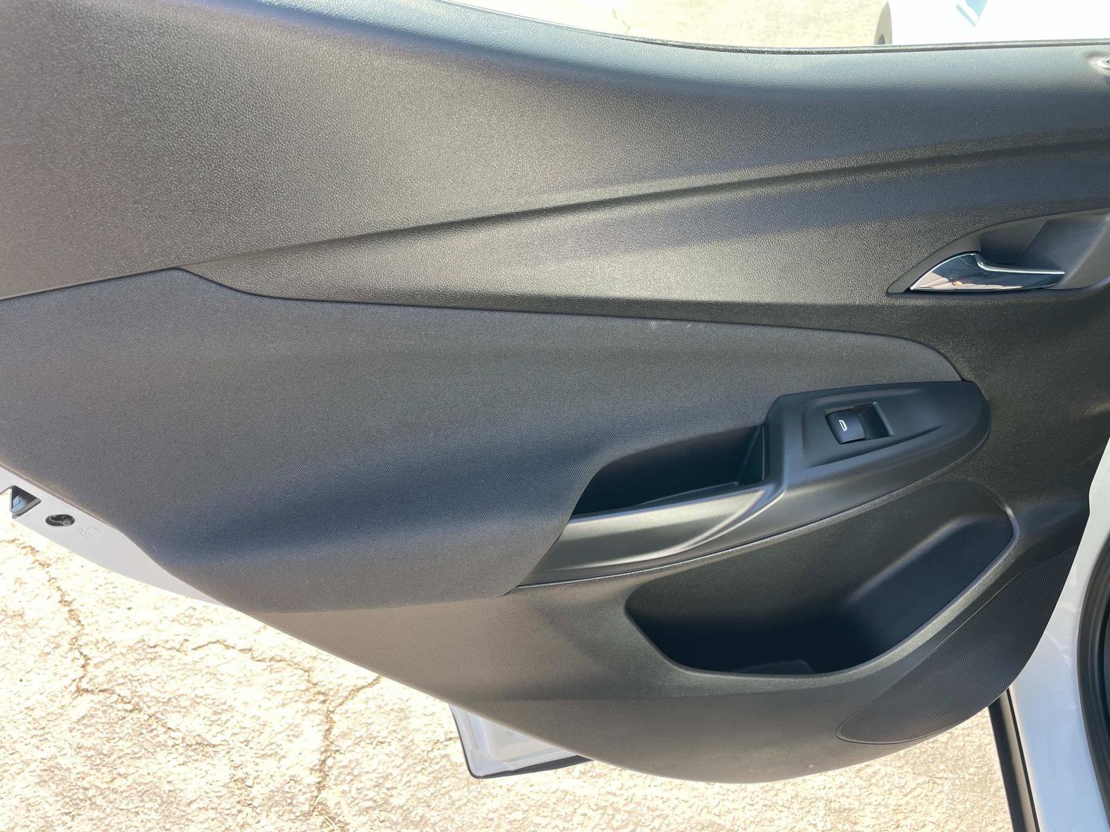 2022 Chevrolet Bolt EUV photo 23