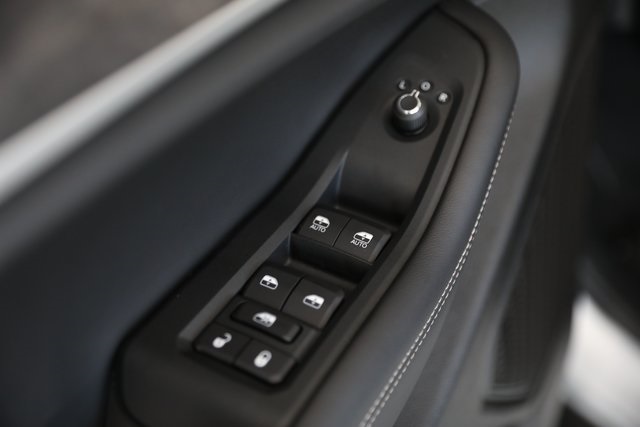 2025 Jeep Grand Cherokee Limited photo 12