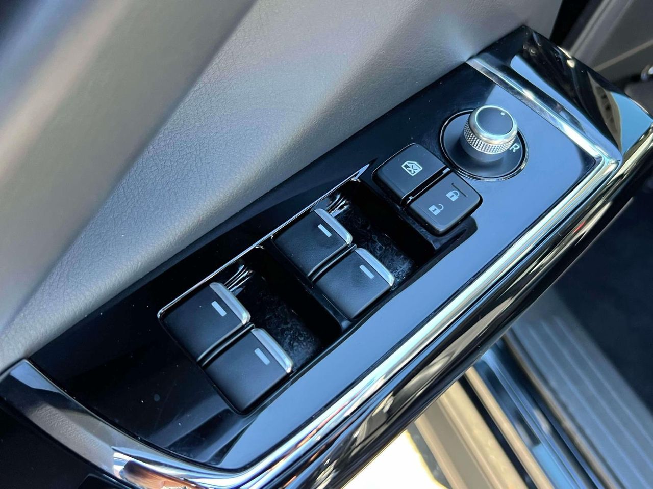 2022 Mazda CX-9 Touring photo 16