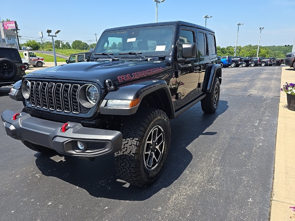 2025 Jeep Wrangler Rubicon photo 3