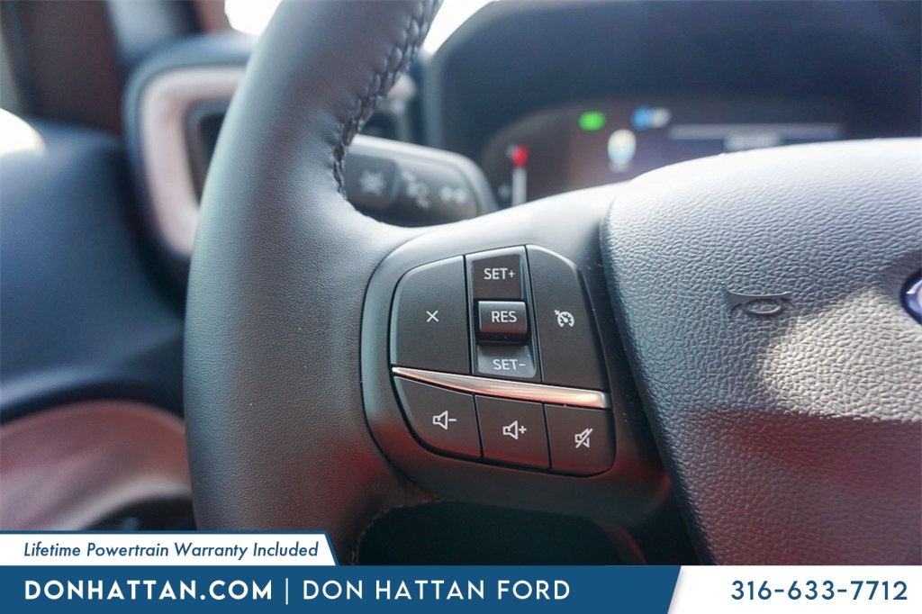 2025 Ford Maverick XLT photo 9