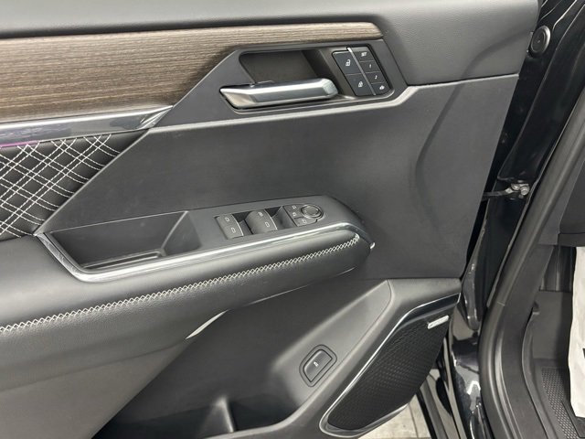 2024 Gmc Acadia Denali photo 16