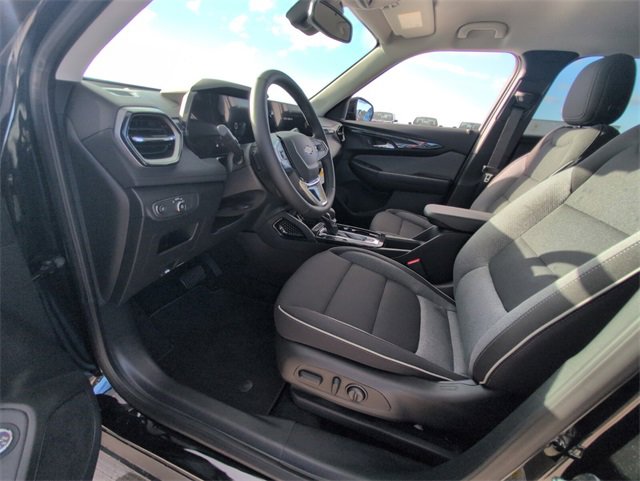 2026 Chevrolet Trailblazer LT photo 7
