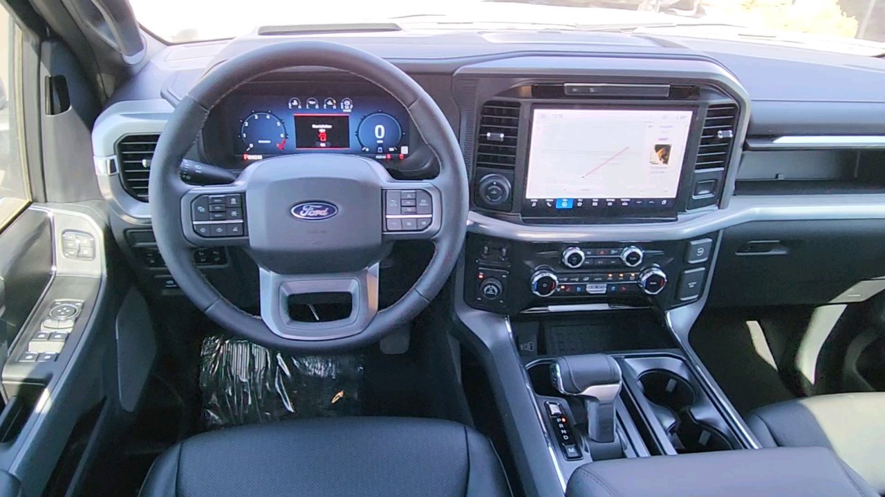 2025 Ford F-150 Lariat photo 15