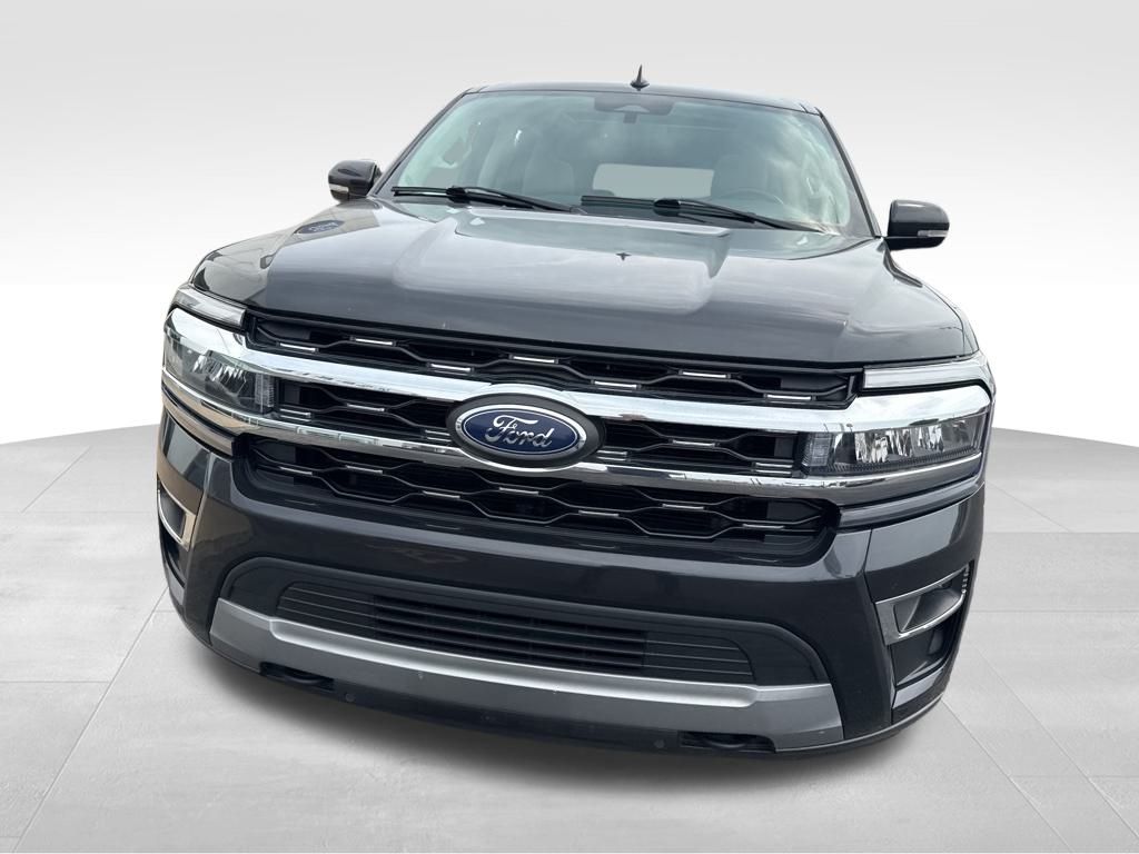 2022 Ford Expedition MAX Limited photo 4