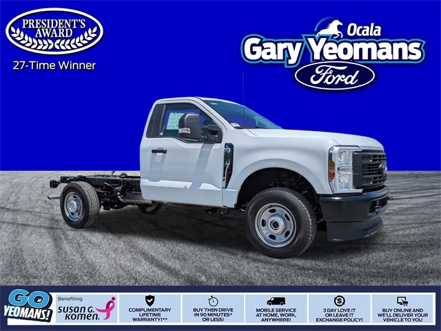 2025 Ford F-350 Super Duty Chassis Cab XLT's photo