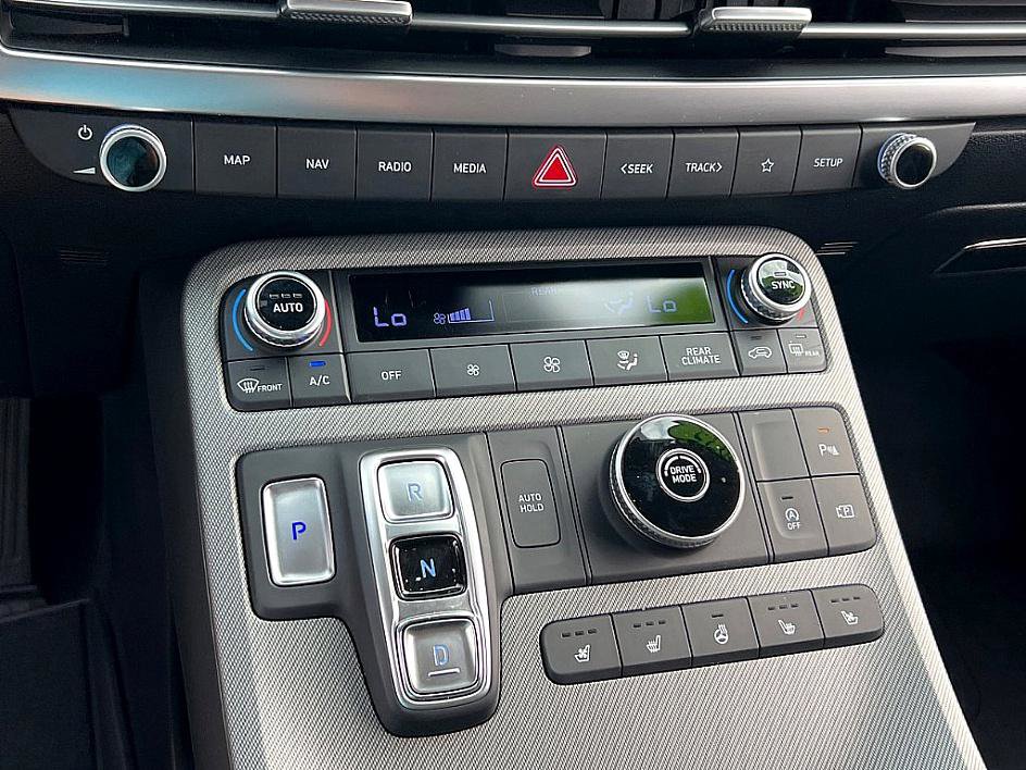 2025 Hyundai Palisade SEL photo 14