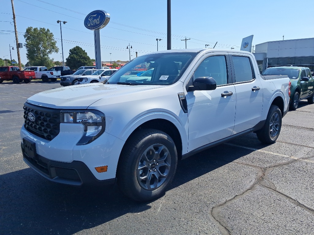2025 Ford Maverick XLT's photo