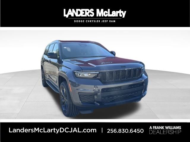 2025 Jeep Grand Cherokee L Altitude's photo