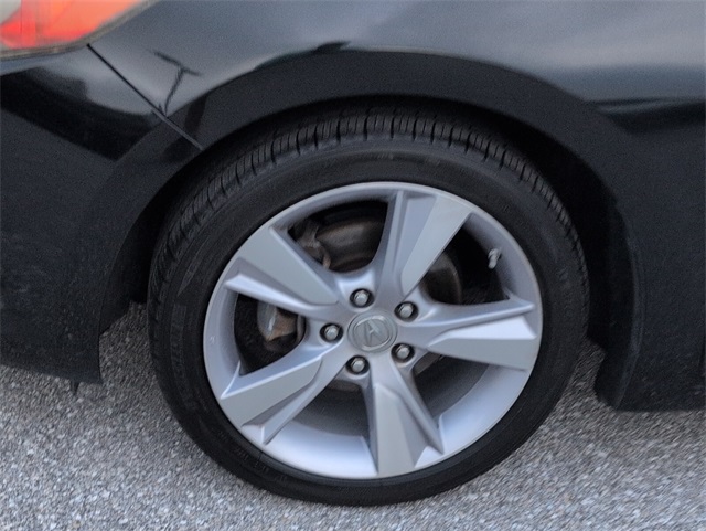 2013 Acura ILX 2.0L Technology photo 5