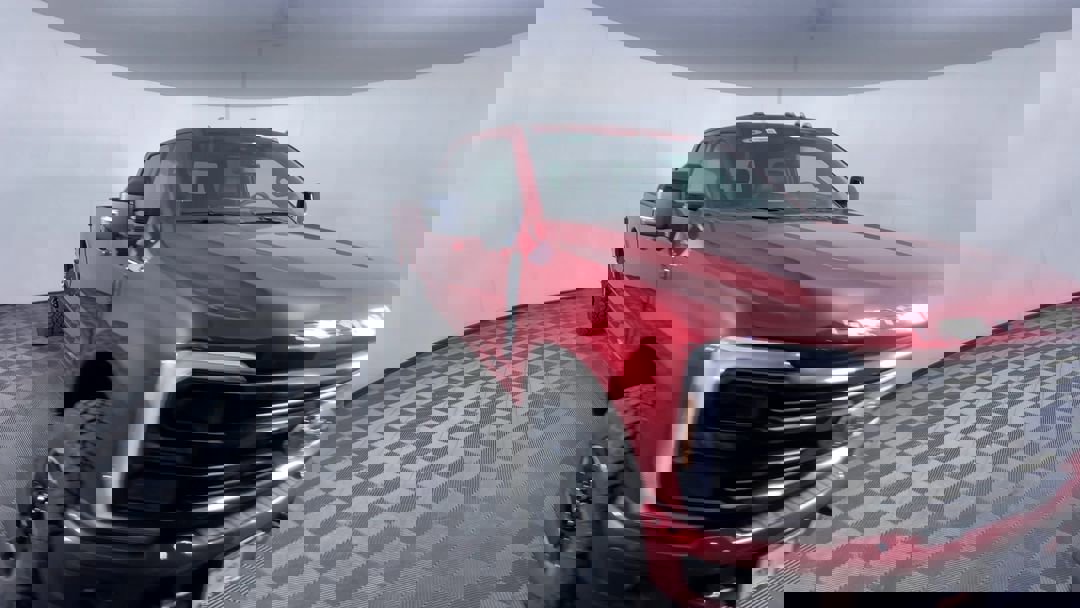 2026 Ford F-350 Platinum photo 2