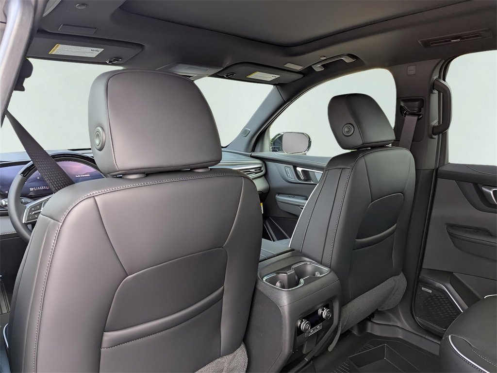 2025 Buick Enclave Sport Touring photo 14
