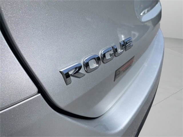 2014 Nissan Rogue SL photo 36