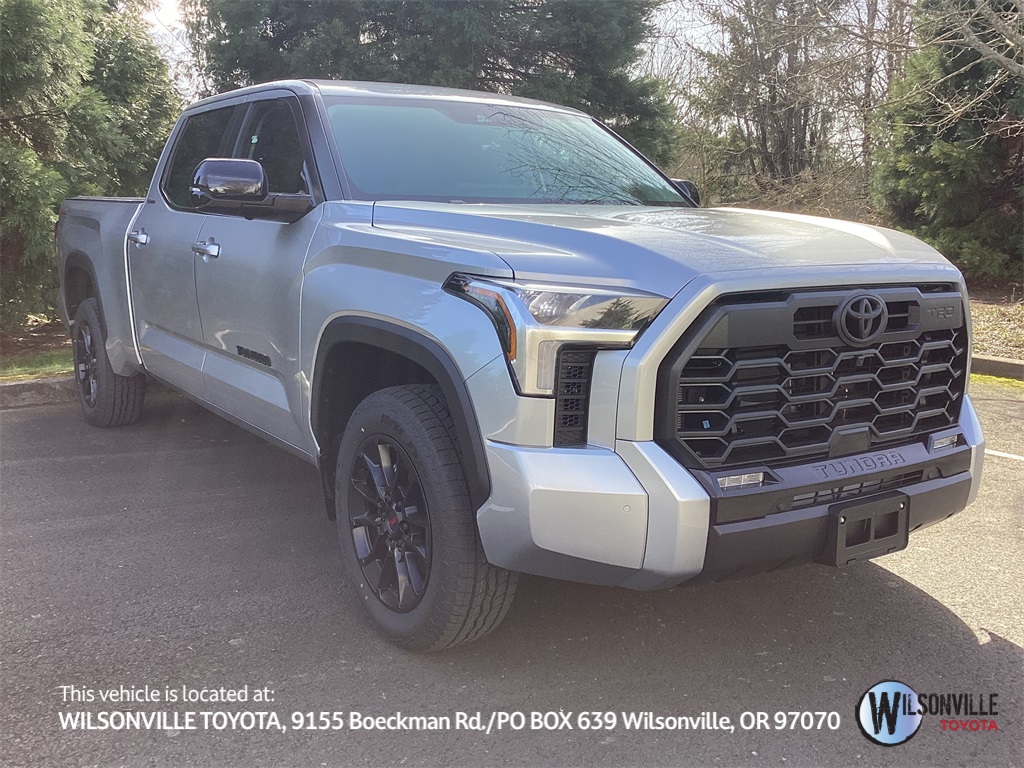 2026 Toyota Highlander Platinum's photo