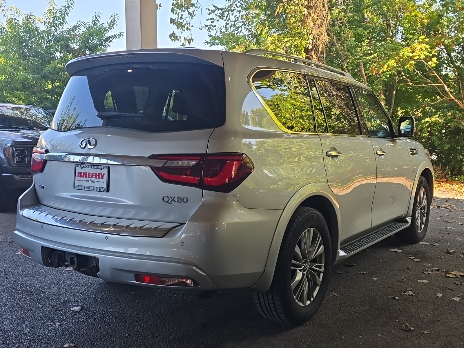 2020 Infiniti QX80 Luxe photo 15