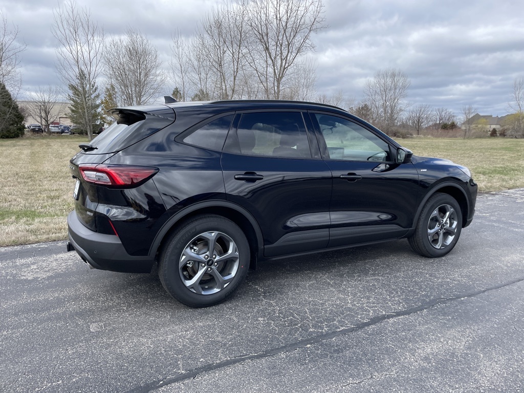 2025 Ford Escape ST-Line Select photo 5