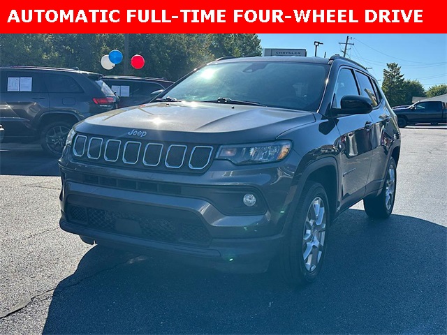 2022 Jeep Compass Latitude Lux Altitude photo 3