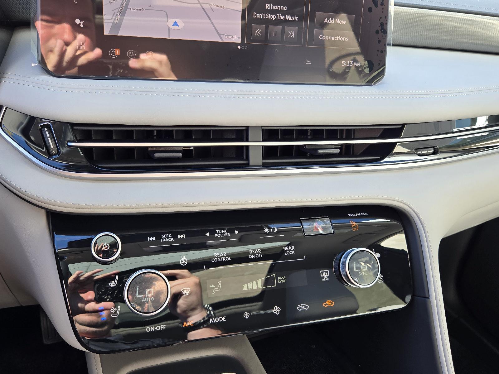 2026 Infiniti QX60 Luxe AWD photo 22