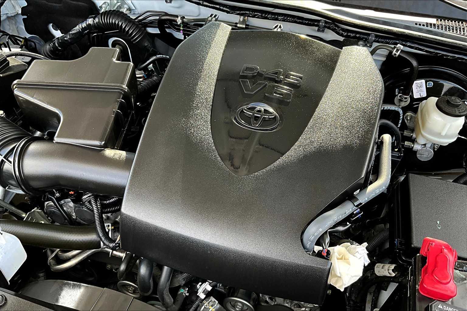 2023 Toyota Tacoma SR5 photo 31