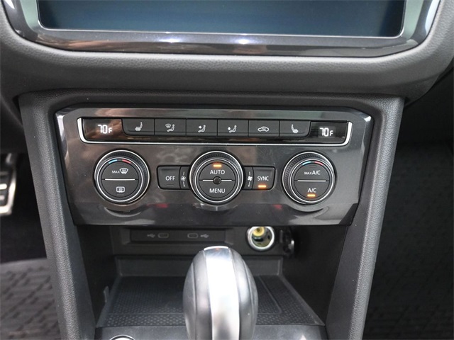 2021 Volkswagen Tiguan SE R-Line Black photo 6
