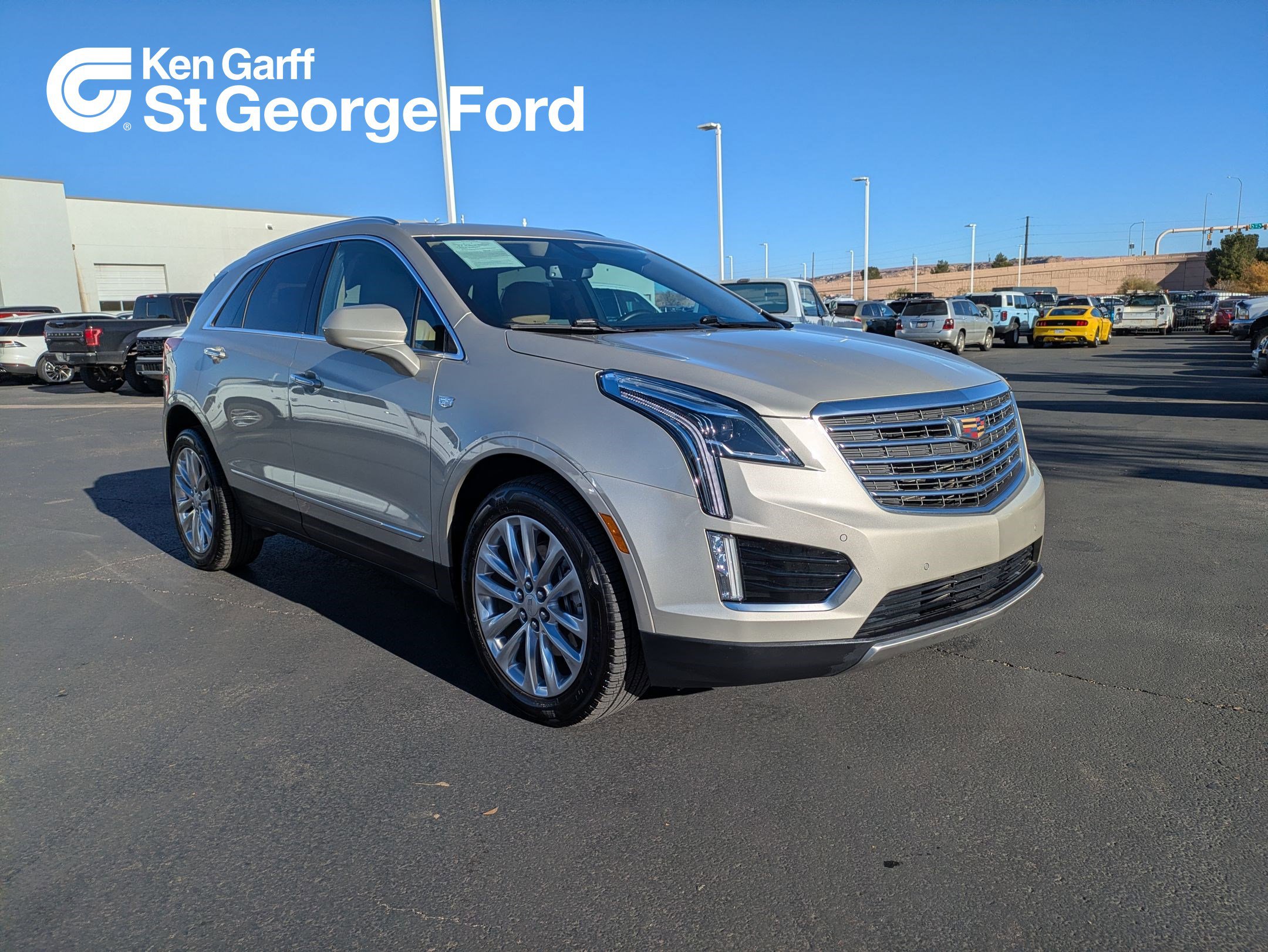 2017 Cadillac XT5 Platinum's photo