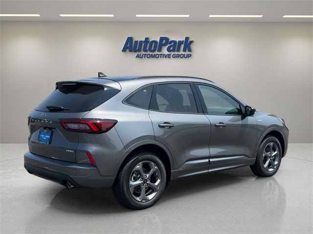 2024 Ford Escape ST-Line photo 7