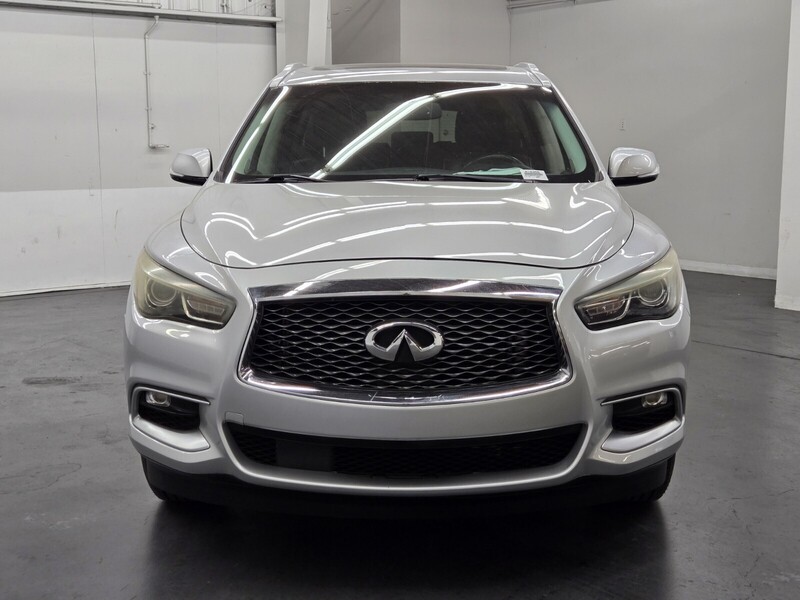 2016 Infiniti QX60 Base photo 5