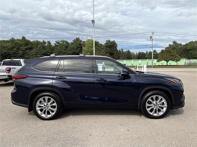 2020 Toyota Highlander Limited photo 2