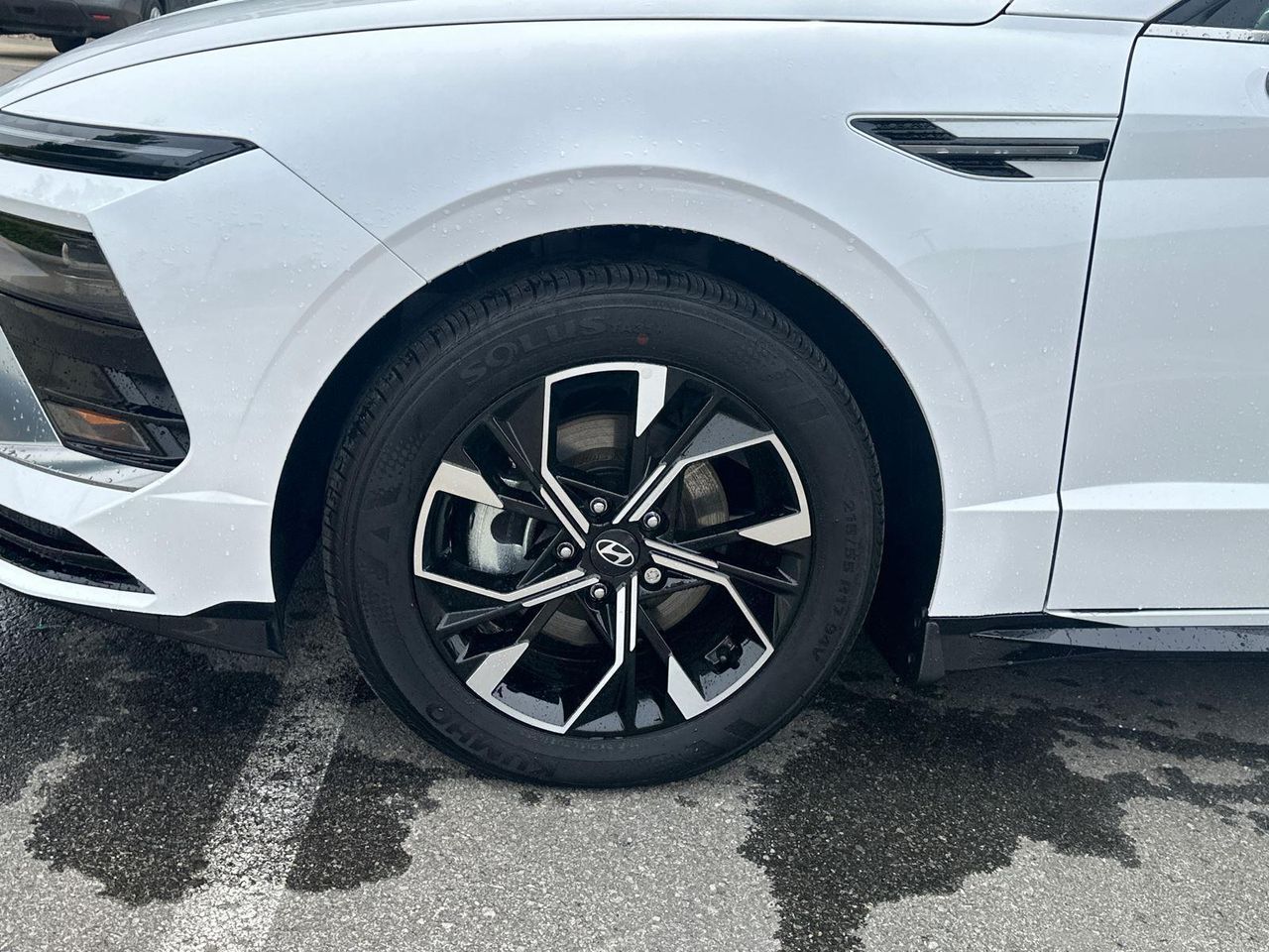 2025 Hyundai Sonata SEL photo 3