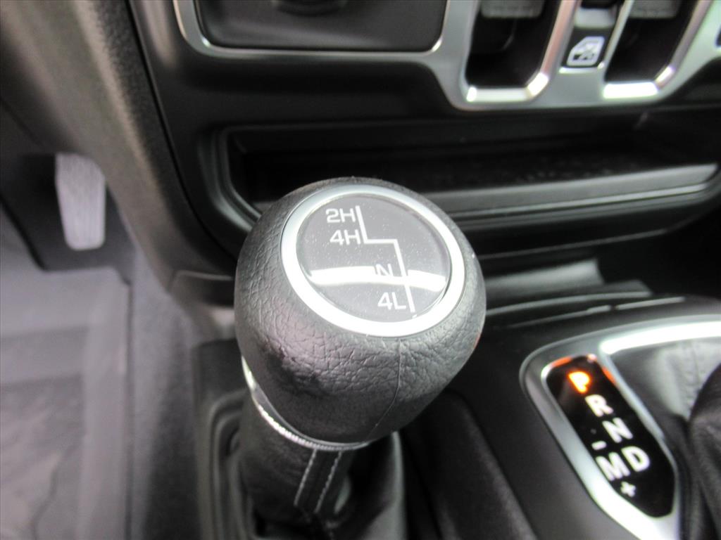 2025 Jeep Wrangler Sport photo 24