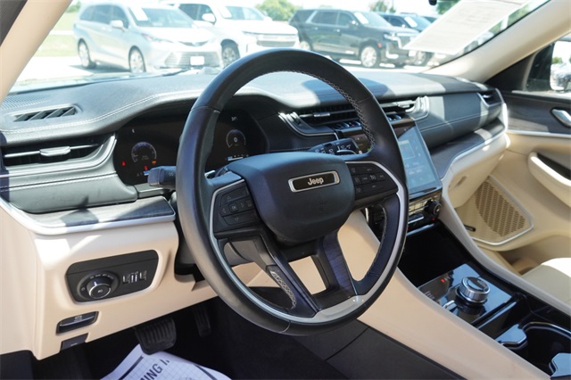2022 Jeep Grand Cherokee Limited photo 13