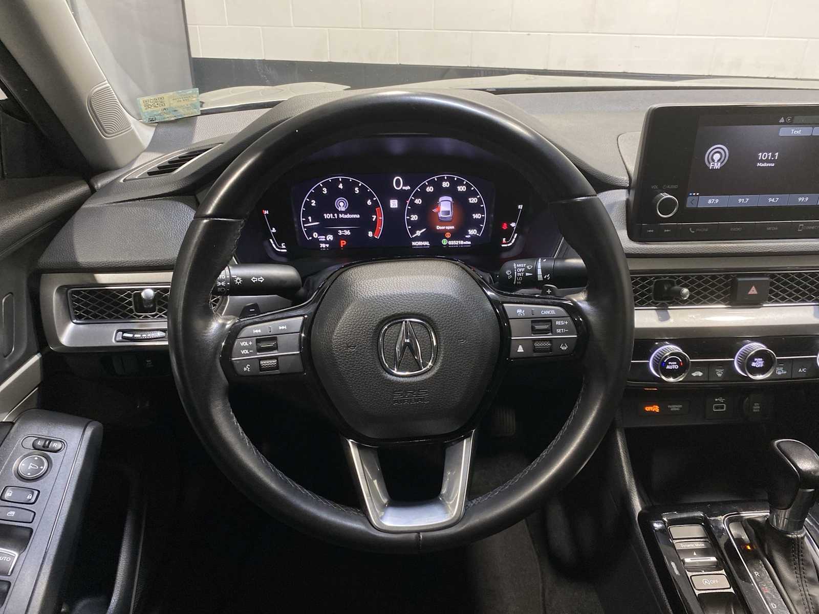 2023 Acura Integra Base photo 15