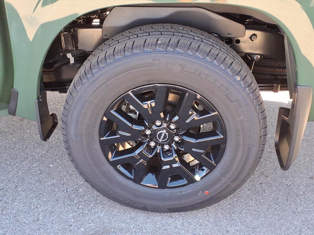 2026 Nissan Frontier Crew Cab SV photo 3