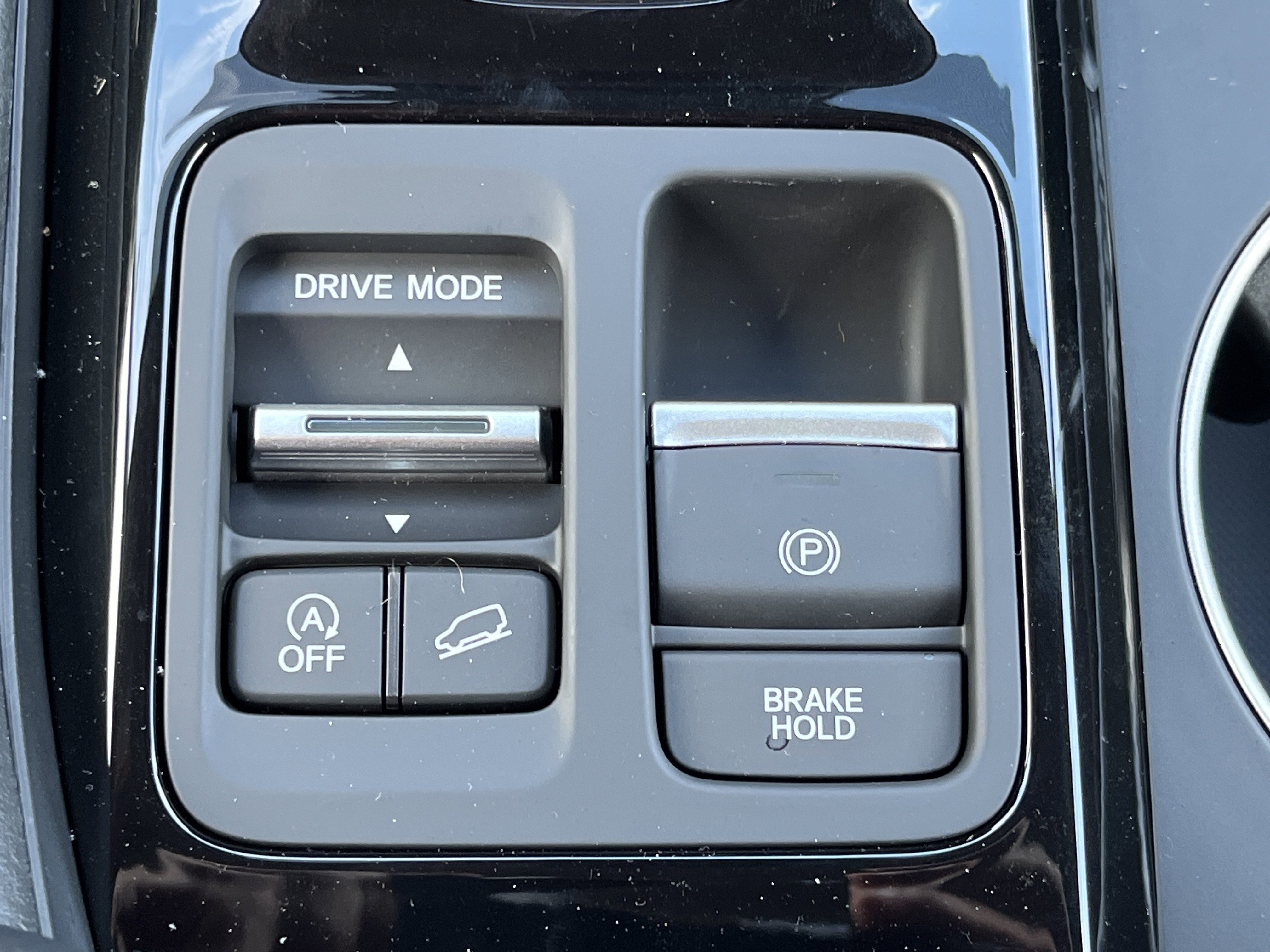 2025 Honda Pilot Elite photo 2