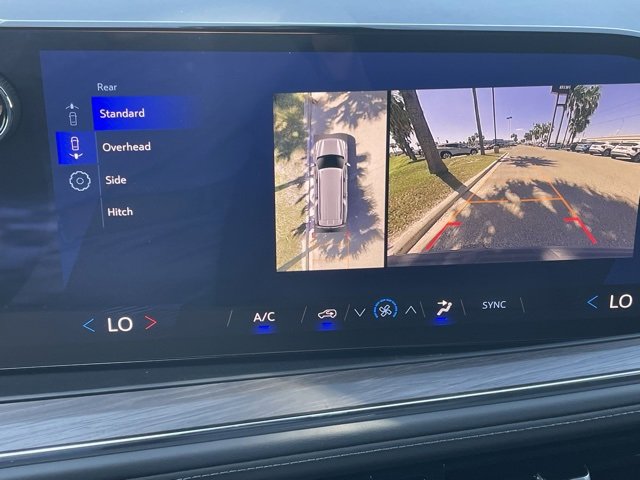 2025 Chevrolet Suburban LS photo 12
