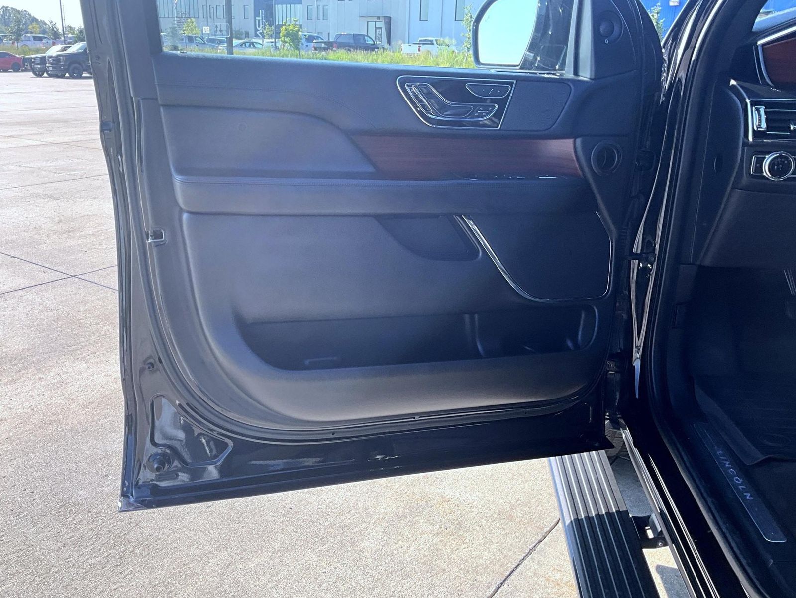 2021 Lincoln Navigator L Reserve photo 10
