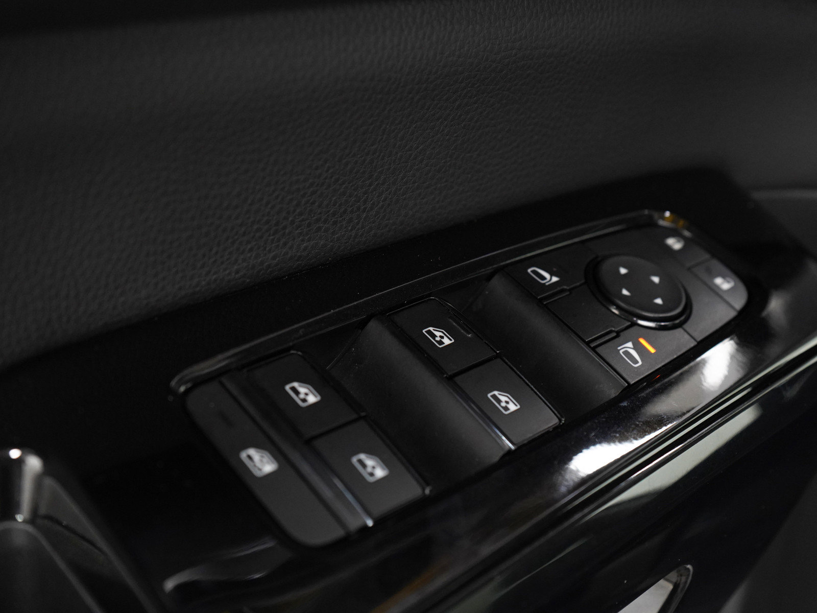 2022 Nissan Pathfinder S photo 20