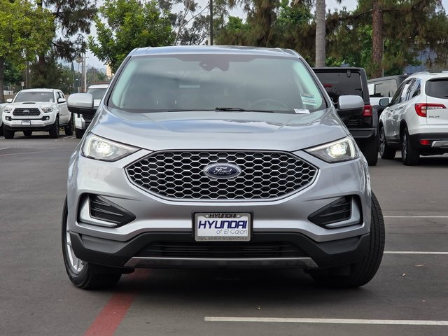 2023 Ford Edge SEL photo 3