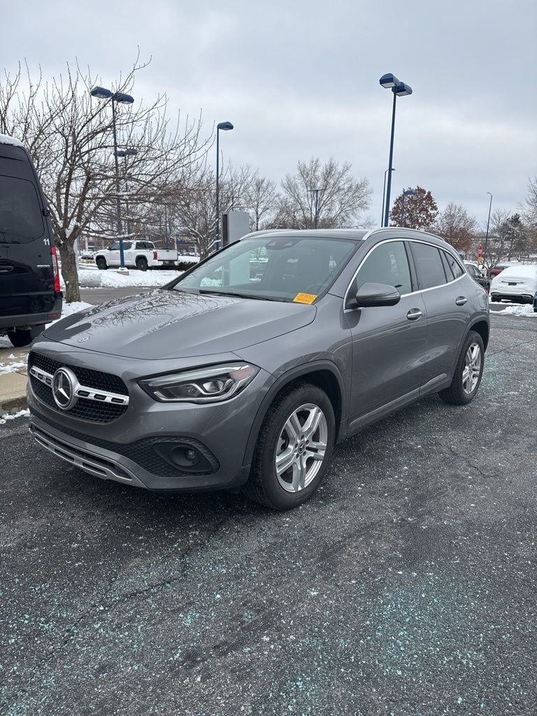 2021 Mercedes-Benz GLA GLA250's photo